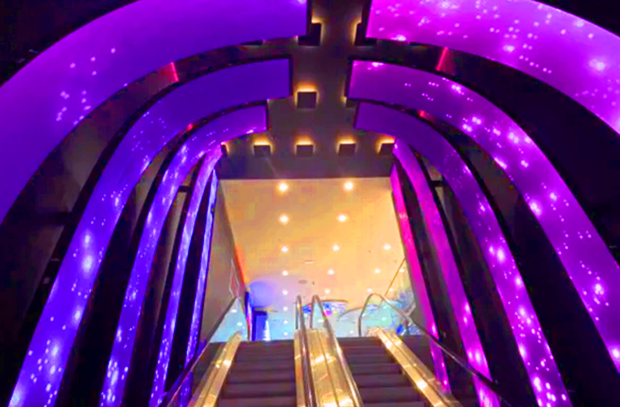 Shopping mall facilities